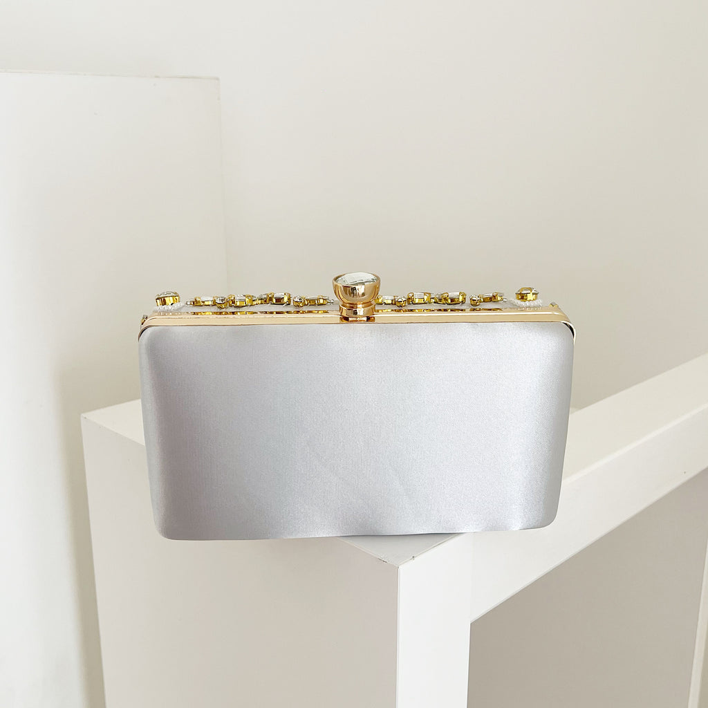 Silver Elyndra Clutch