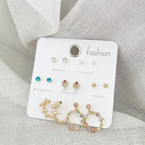 Gold Earrings For The Week