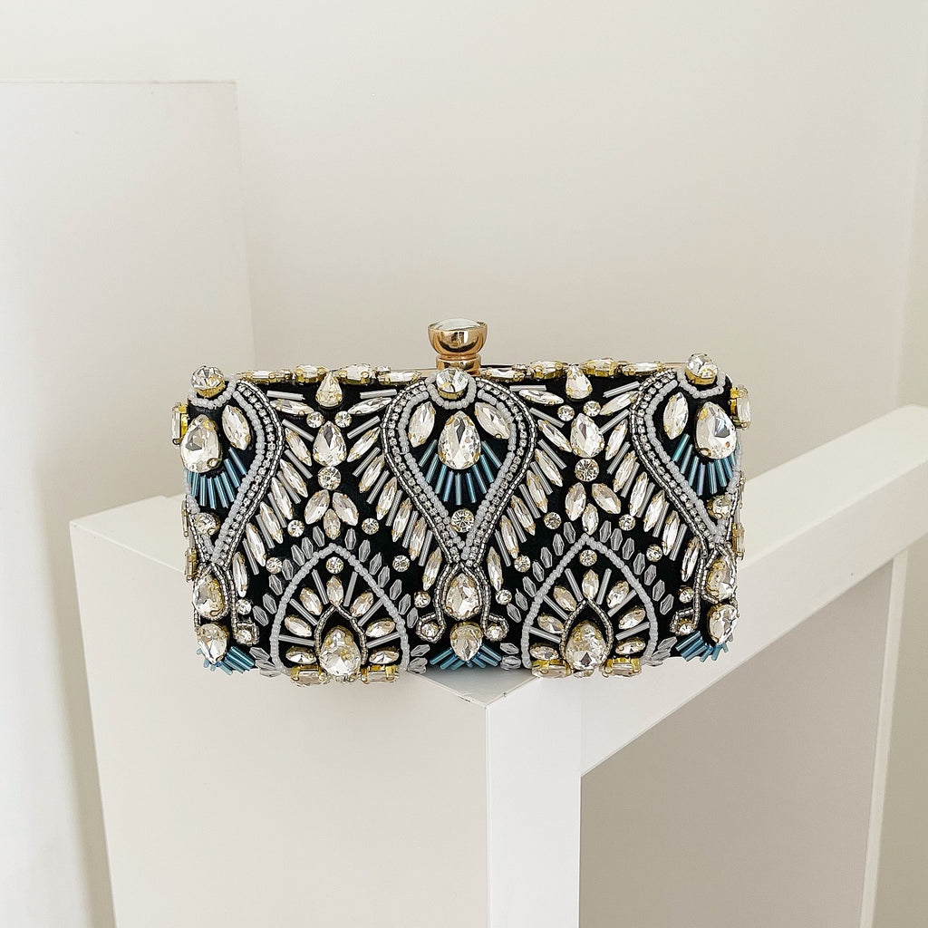 Black Elyndra Clutch