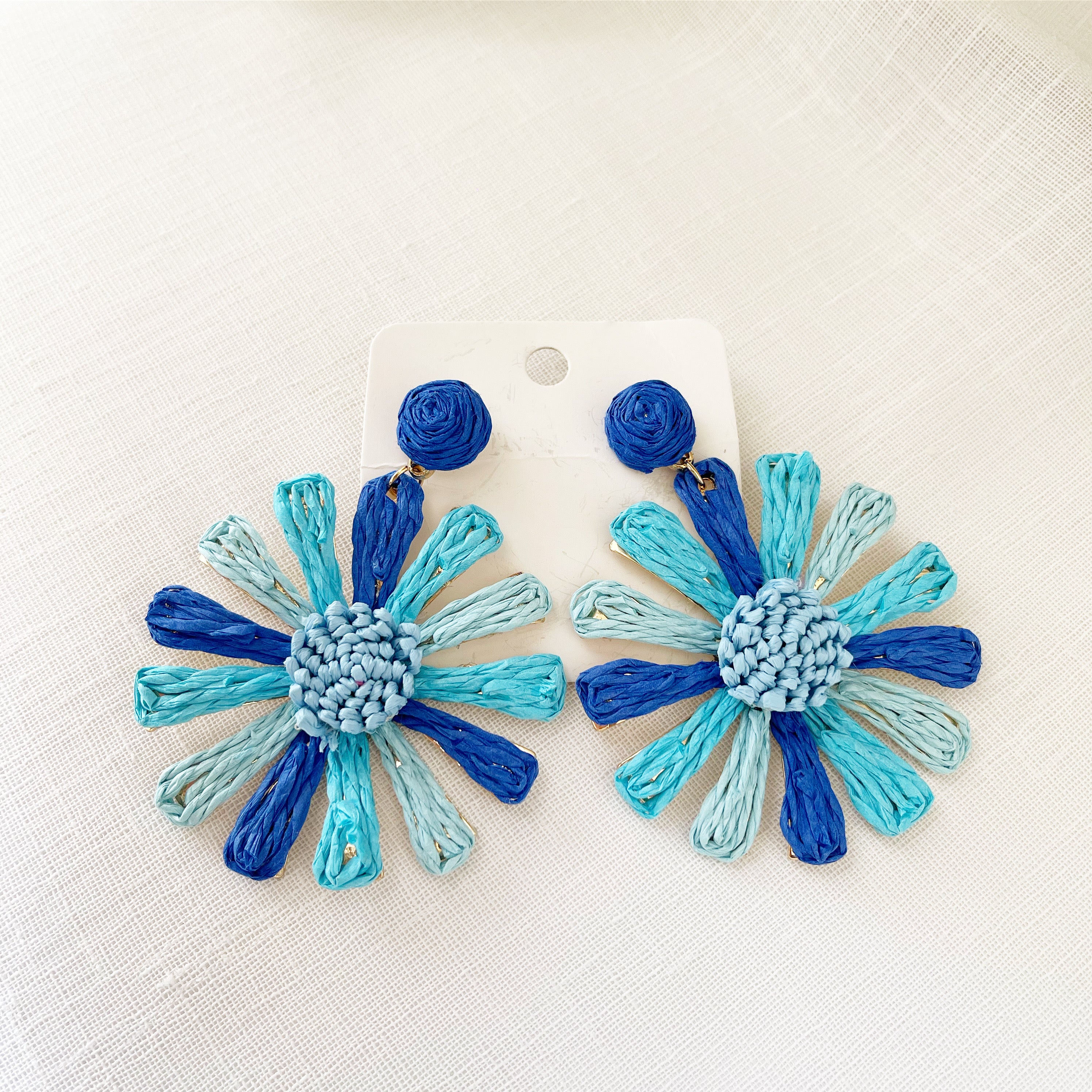 Ocean Blue Daisy Earrings