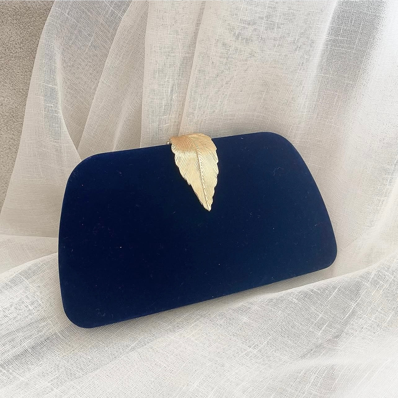 Blue Velvet Élan Clutch