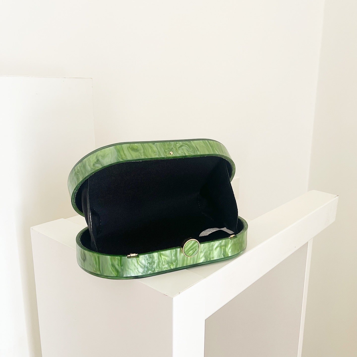Verde Lithia Clutch
