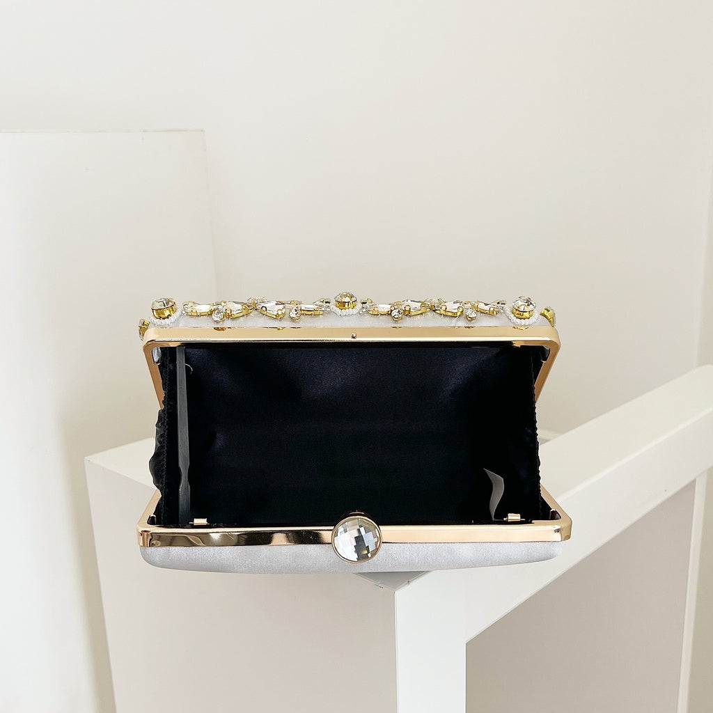 Silver Elyndra Clutch