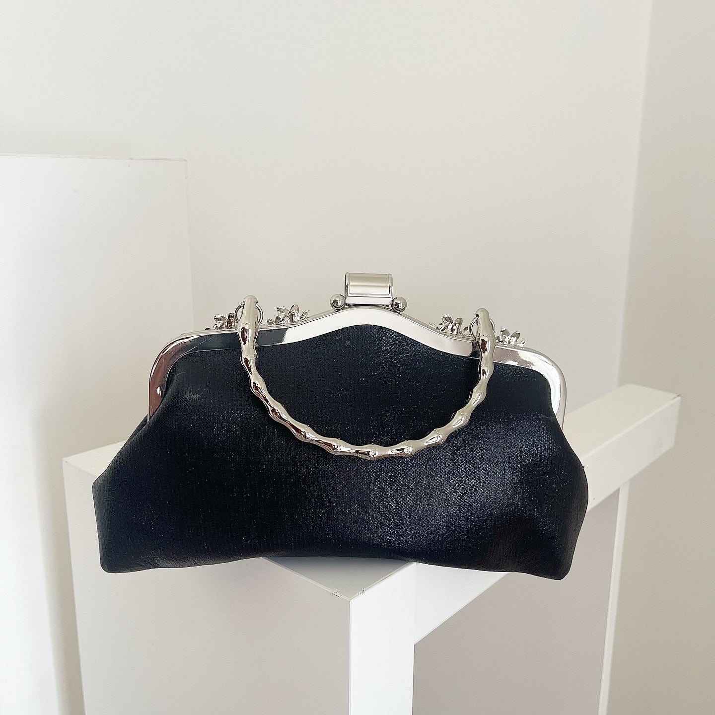 Black Florencia Clutch