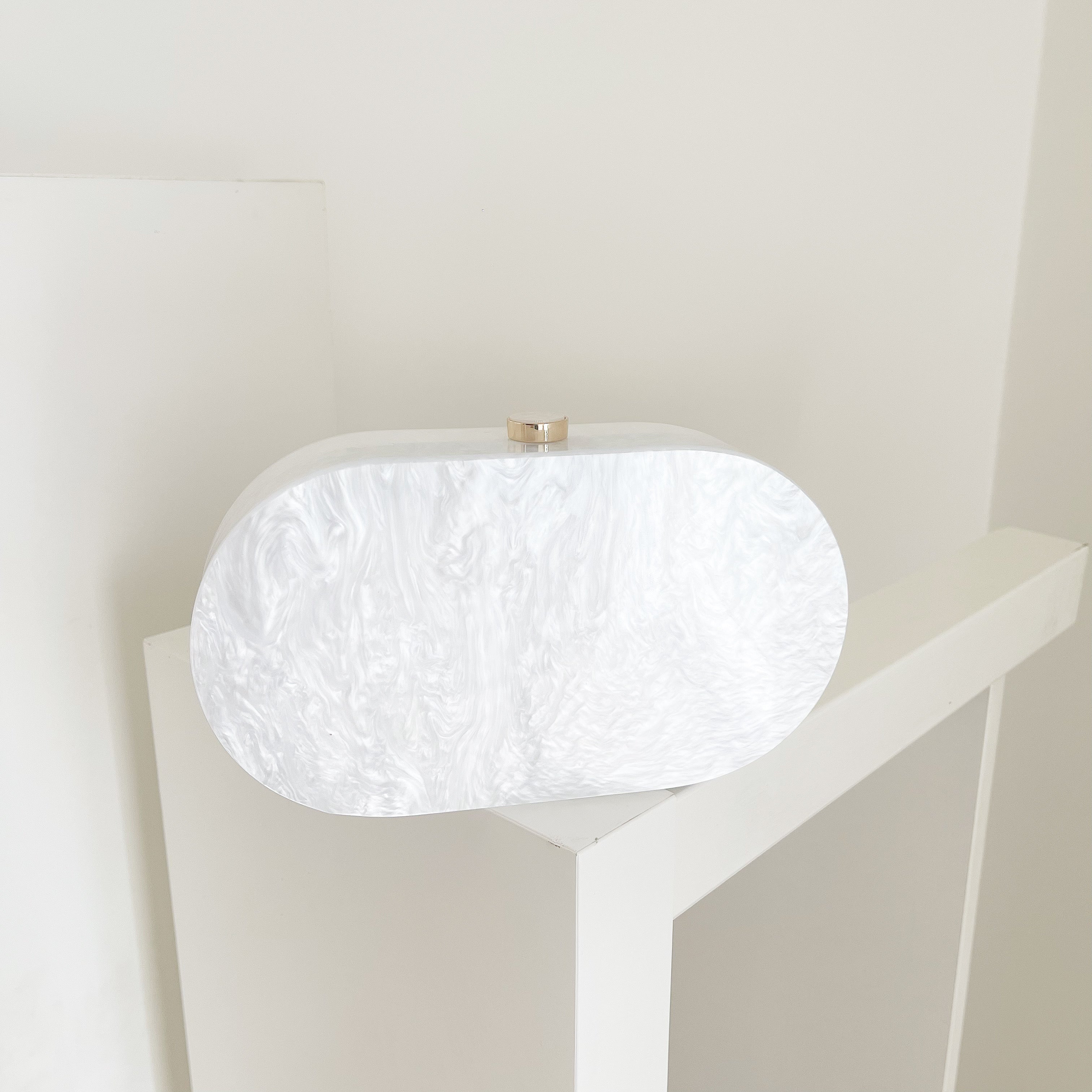White Lithia Clutch