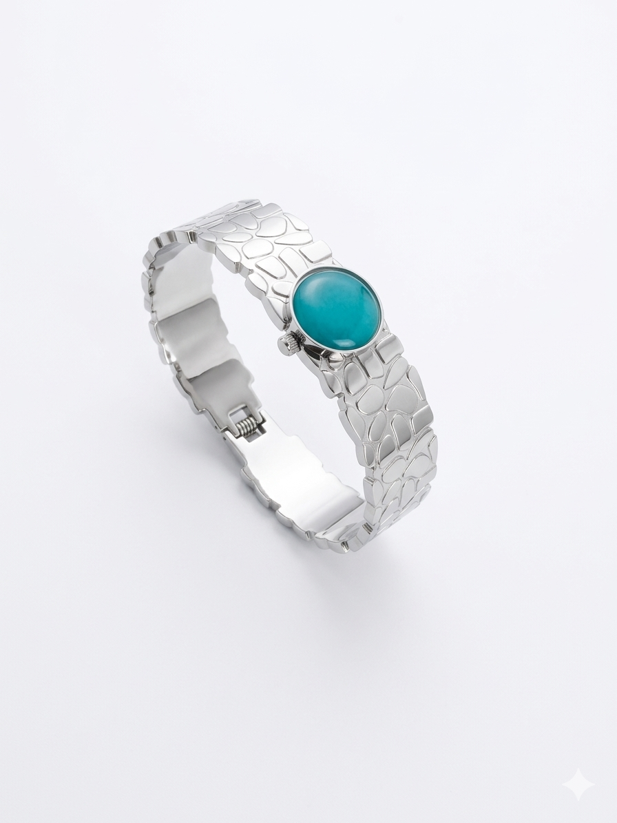 Pebble-Textured Turquoise Cabochon Bangle