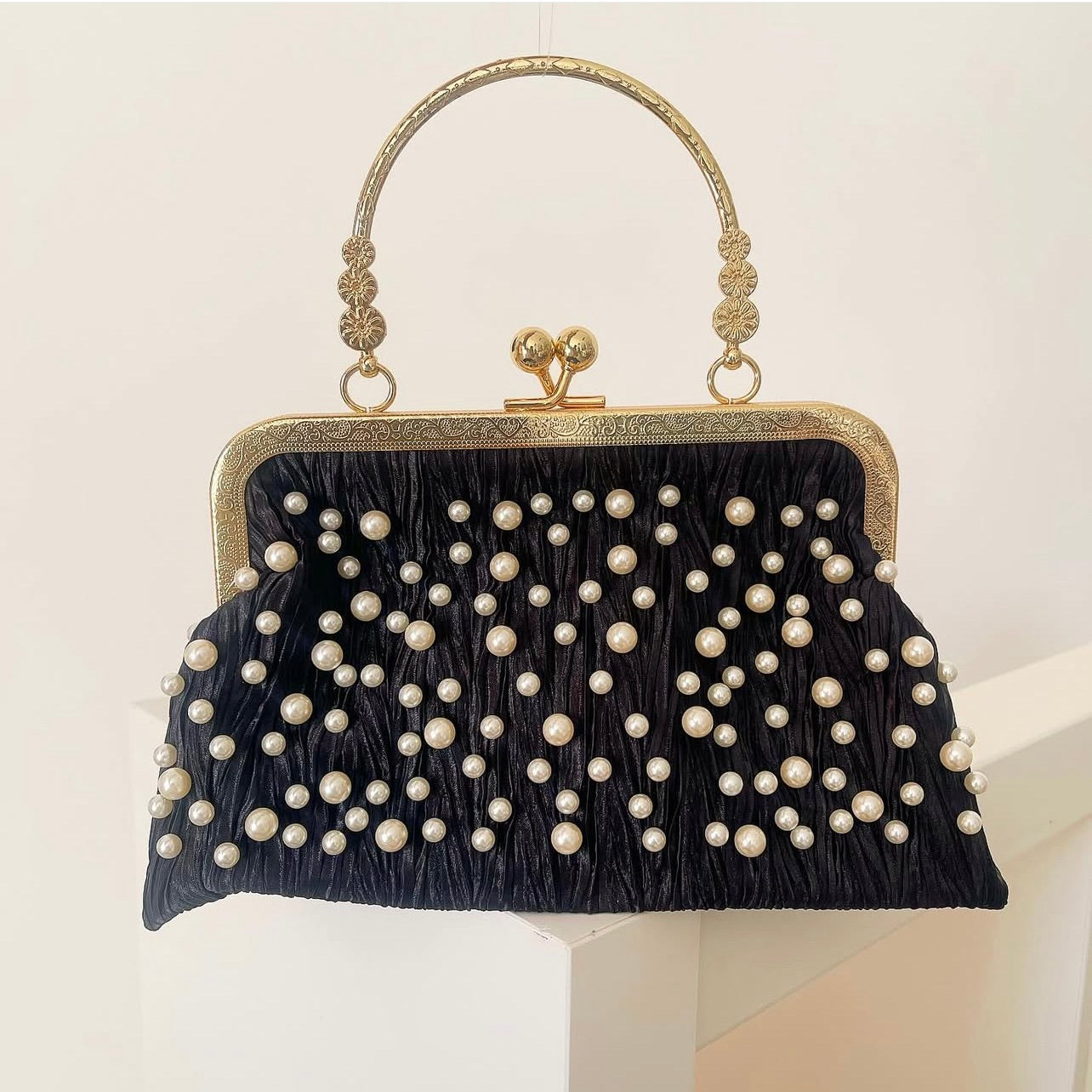 Black Cordelia Clutch